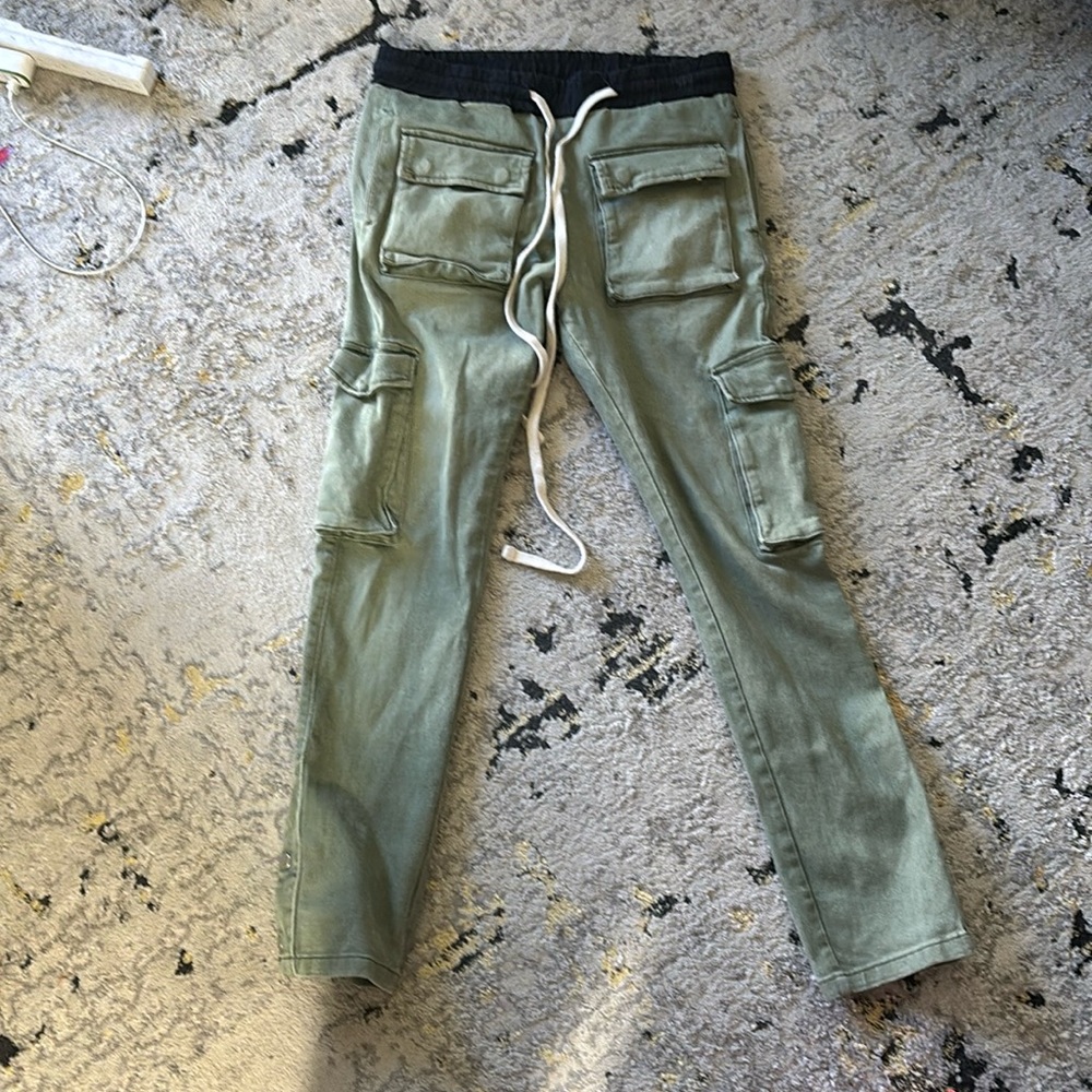 MNML OLIVE BUTTON FLARE PANTS